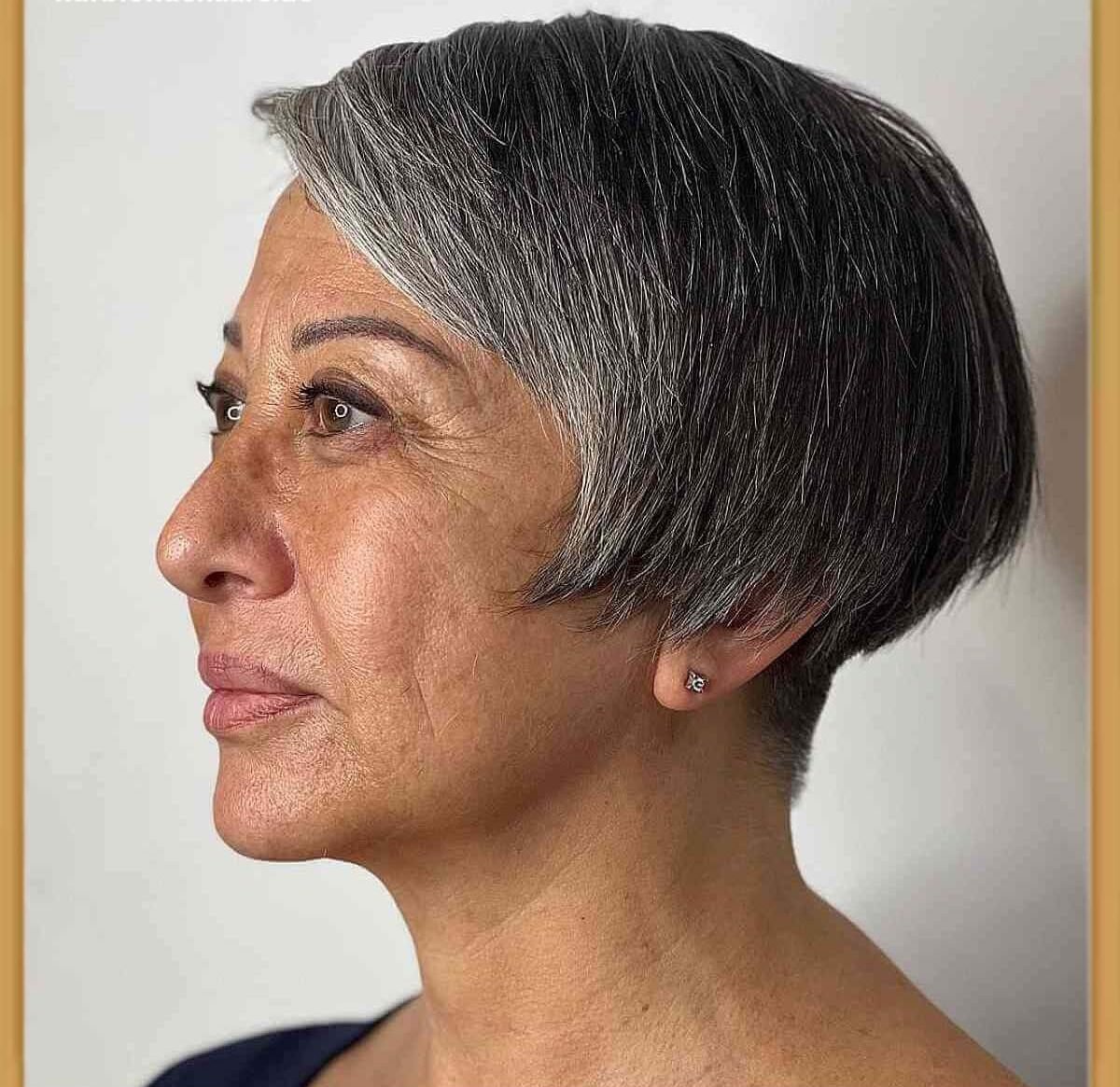 freche-frisuren-fur-graue-haare-ab-60