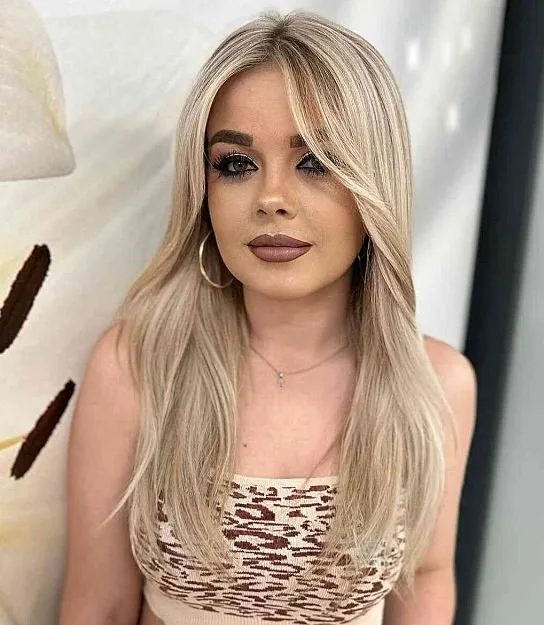 Hellblonde Balayage für mittleres bis langes Haar