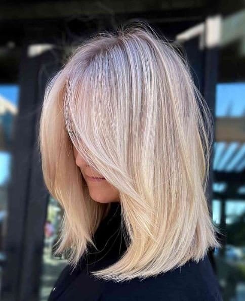 Sehr weiches blondes Haar