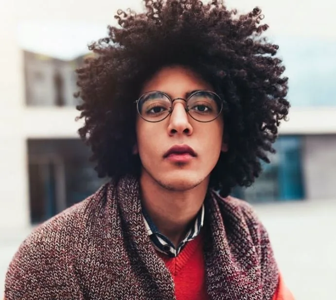 Afro Haare Frisuren 30 afro haare männer, afrikanische haare männer, afro haare flechten männer, afro haare männer stylen, afro haare schneiden männer, afro haare stylen männer, afro locken mann, afrikanische haare stylen männer, afro haare glätten männer,