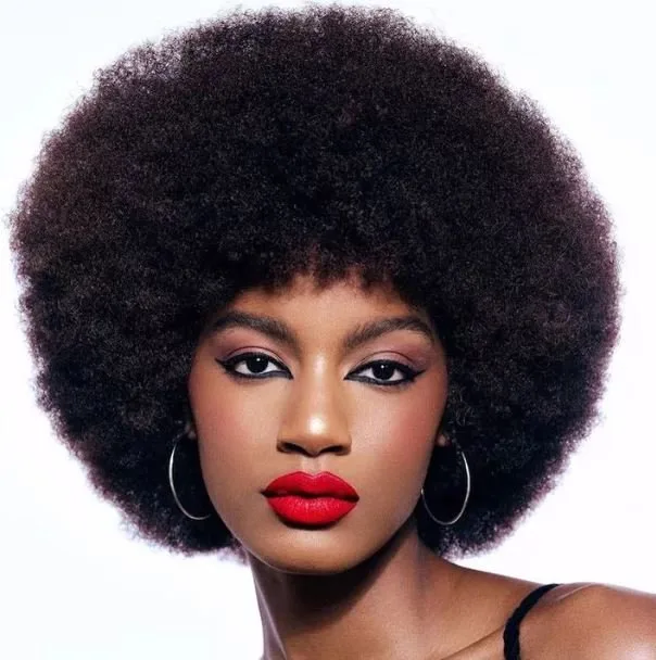 Afro Haare Frisuren 23 afro frisur, afro haare frisuren, afro haare pflegen, afrikanische zöpfe flechten, afrikanische zöpfe flechten lassen, afro flechten, afro frisur frauen, afro frisur mann, afro frisuren jungs,
