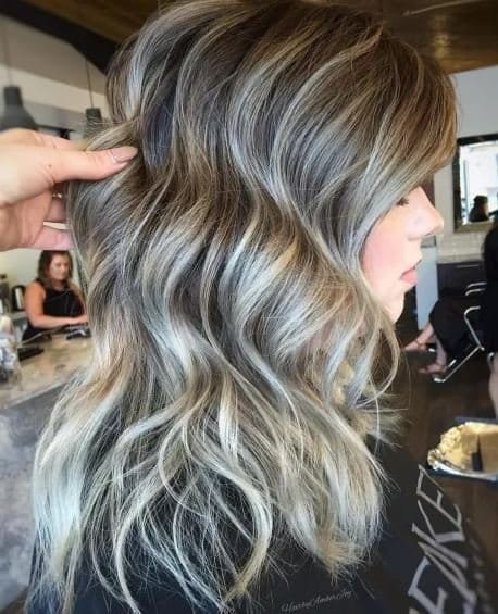 Graue Haare Mit Blonden Strähnchen Aufpeppen 4 Graue haare mit blonden strähnchen aufpeppen