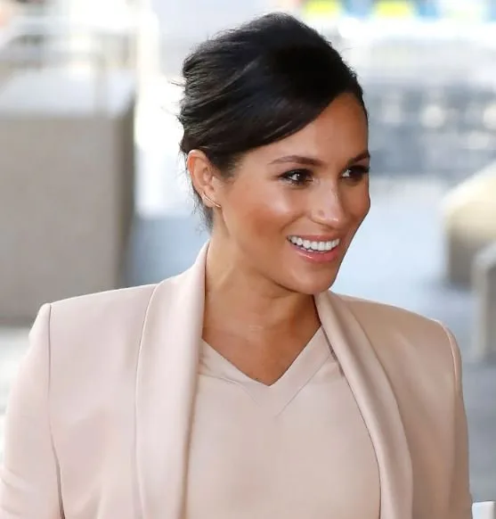 meghan markle afro haare