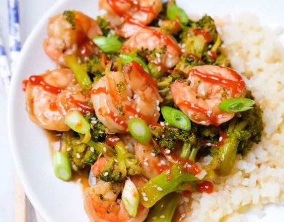 Die 10 Besten Gesunden Rezepte Zum Abnehmen 8 Garnelen-und-Brokkoli-aus-dem-Instant-Pot