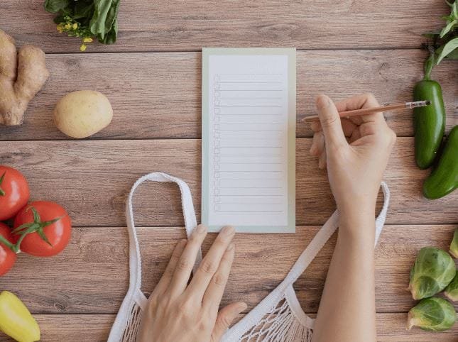 Hast du schon einmal ein Food Waste Tagebuch ausprobiert? 1 Hast du schon einmal ein Food Waste Tagebuch ausprobiert